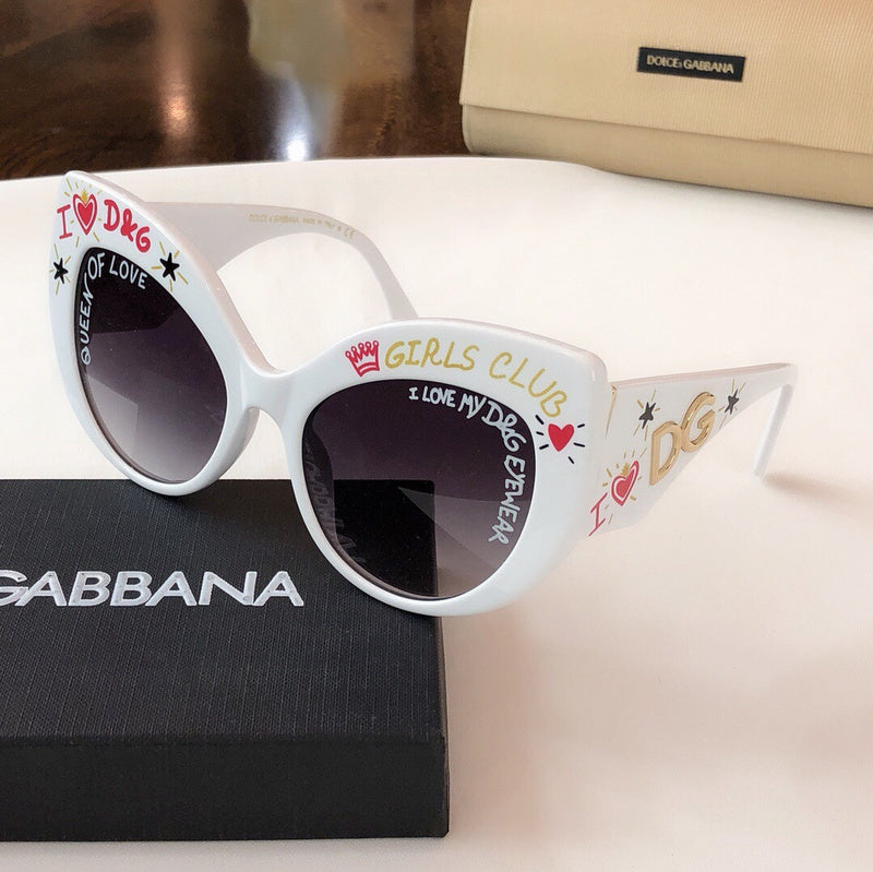 I ❤️ D&G Girls Club Oversized Cat-Eye Sunglasses