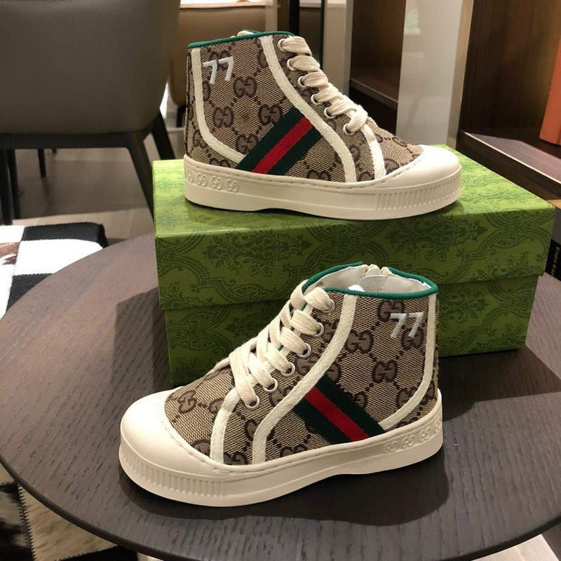gucci Logo-Print Sneakers