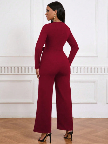 Simple And Stylish, Elegant Commuting Jumpsuit For Everyday Wear.