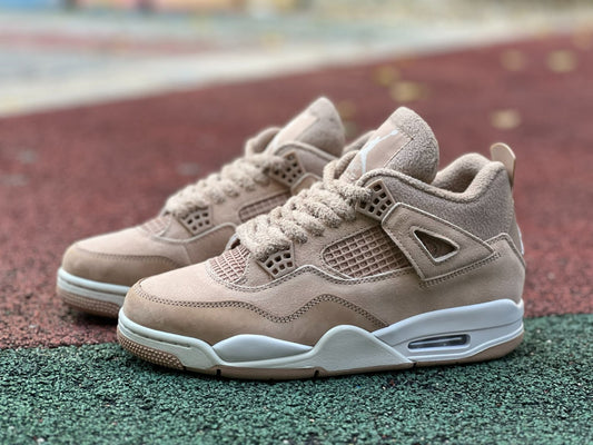 Elite Retro 4 Sandstone Suede