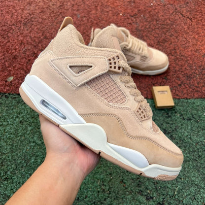 Elite Retro 4 Sandstone Suede