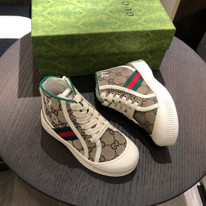 gucci Logo-Print Sneakers