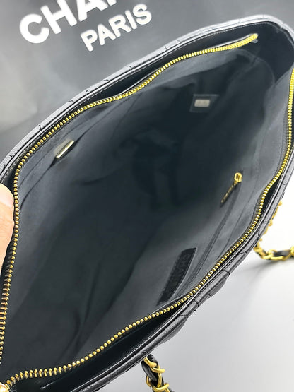 Camellia Luxe Chain Tote