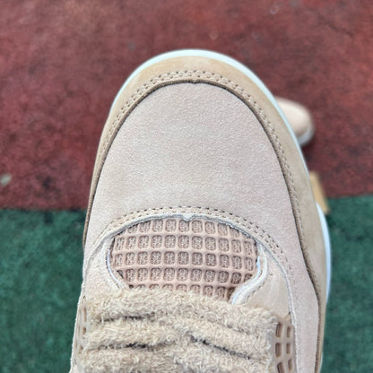 Elite Retro 4 Sandstone Suede