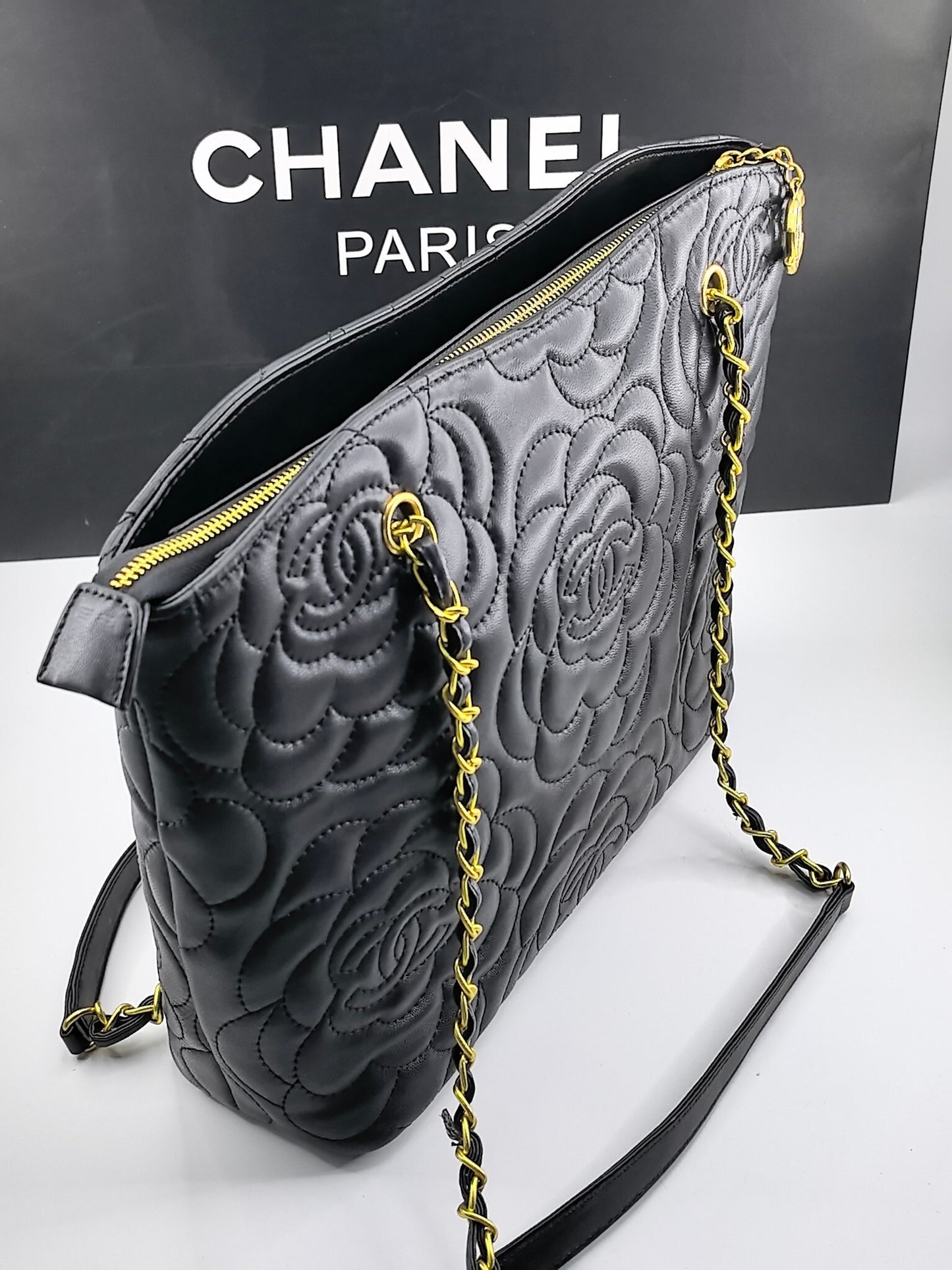 Camellia Luxe Chain Tote