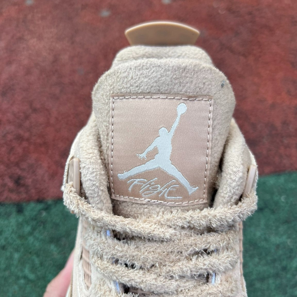 Elite Retro 4 Sandstone Suede