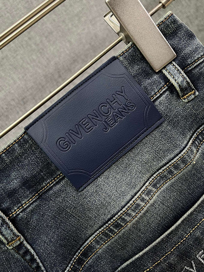 Givenchy Slim Fit Jeans – Modern Luxury Denim