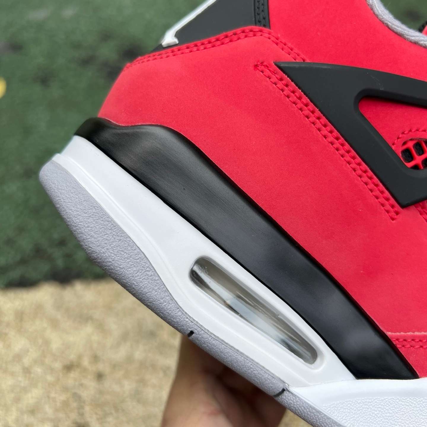 Elite Retro 4 Crimson Core