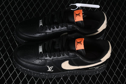 Premium Black Leather Low-Top Sneaker SD duck