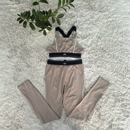 Two‑piece active set that lifts, shapes, and keeps you moving.