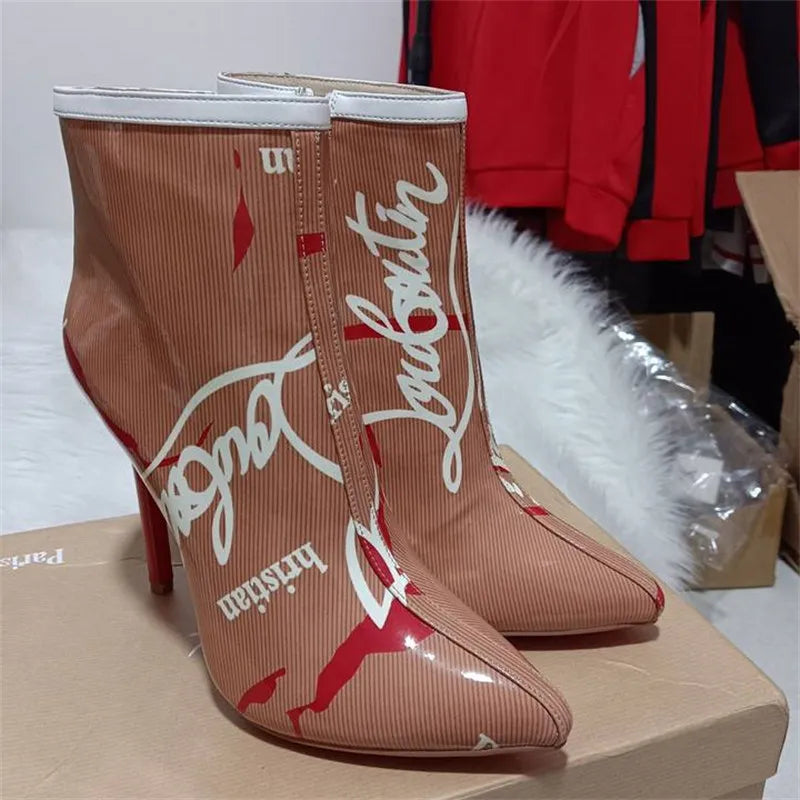 Christian Louboutin So Kate Booty