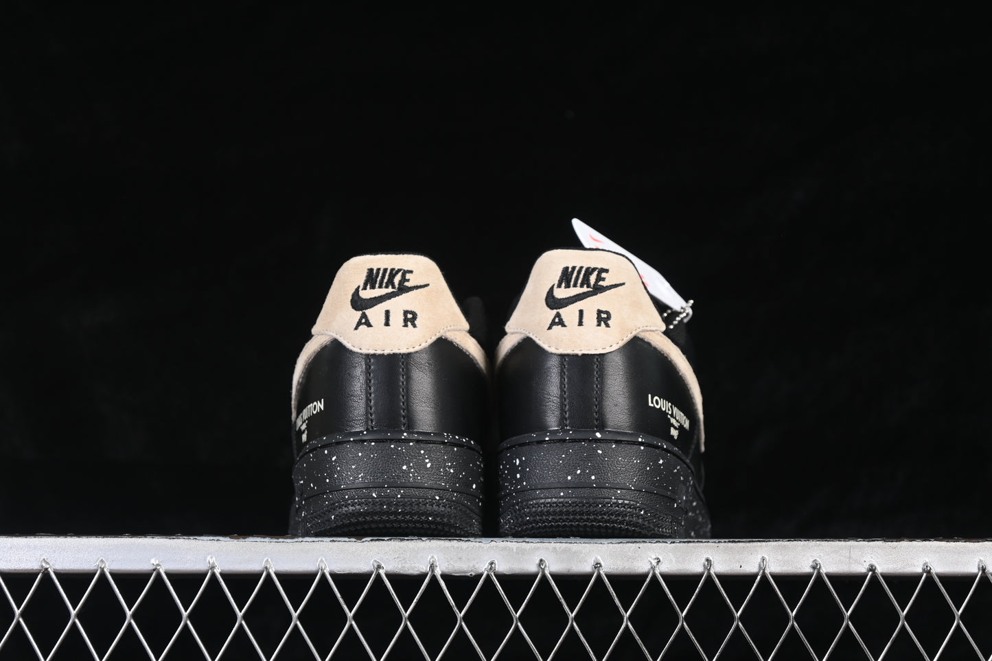 Premium Black Leather Low-Top Sneaker SD duck