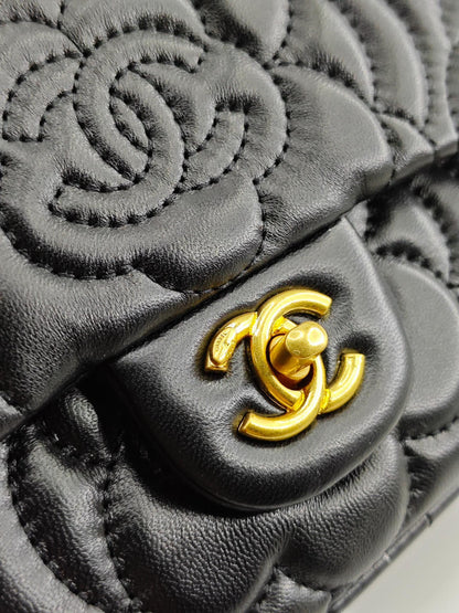 Camellia Classic Medium Flap