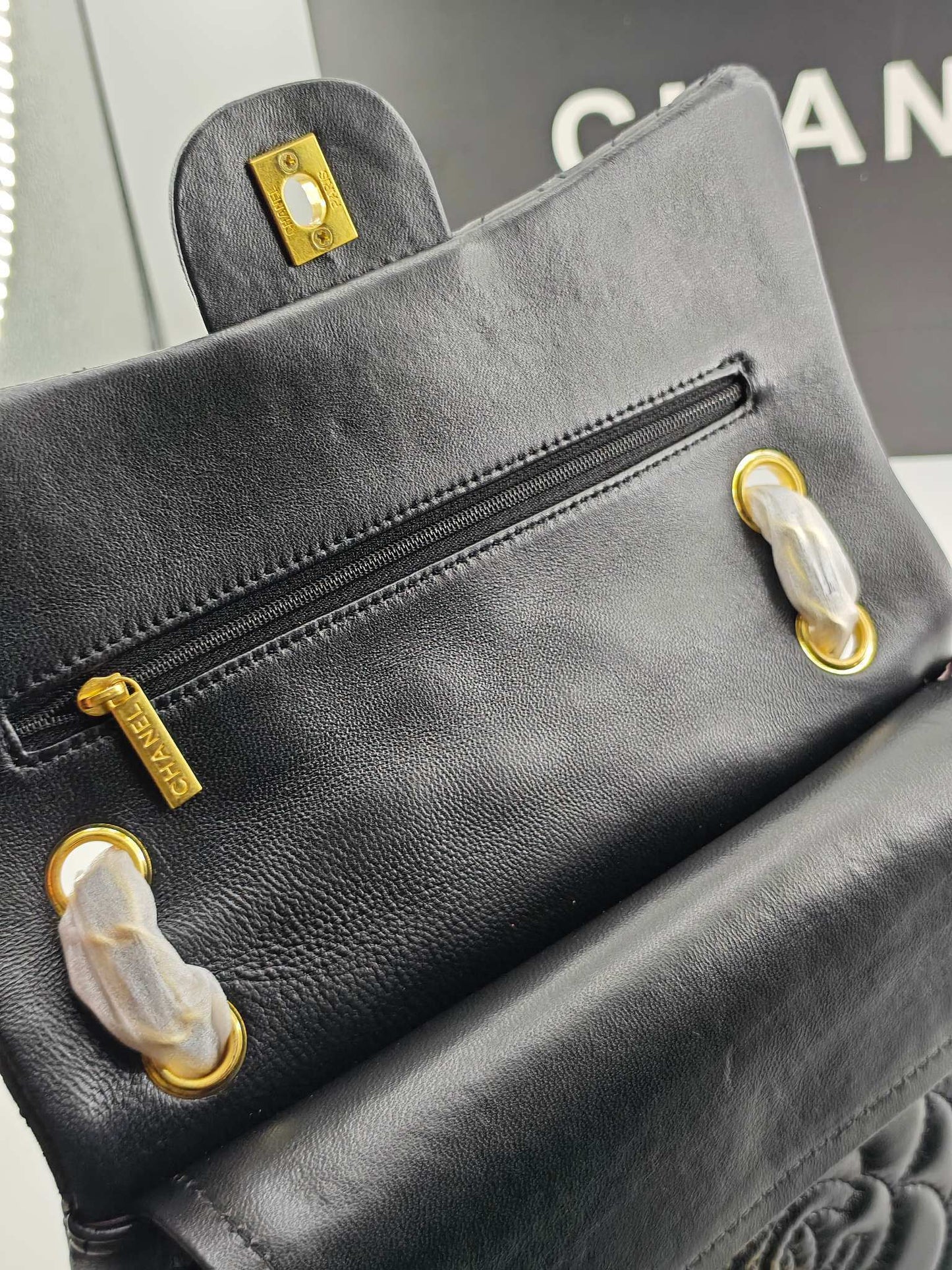 Camellia Classic Medium Flap