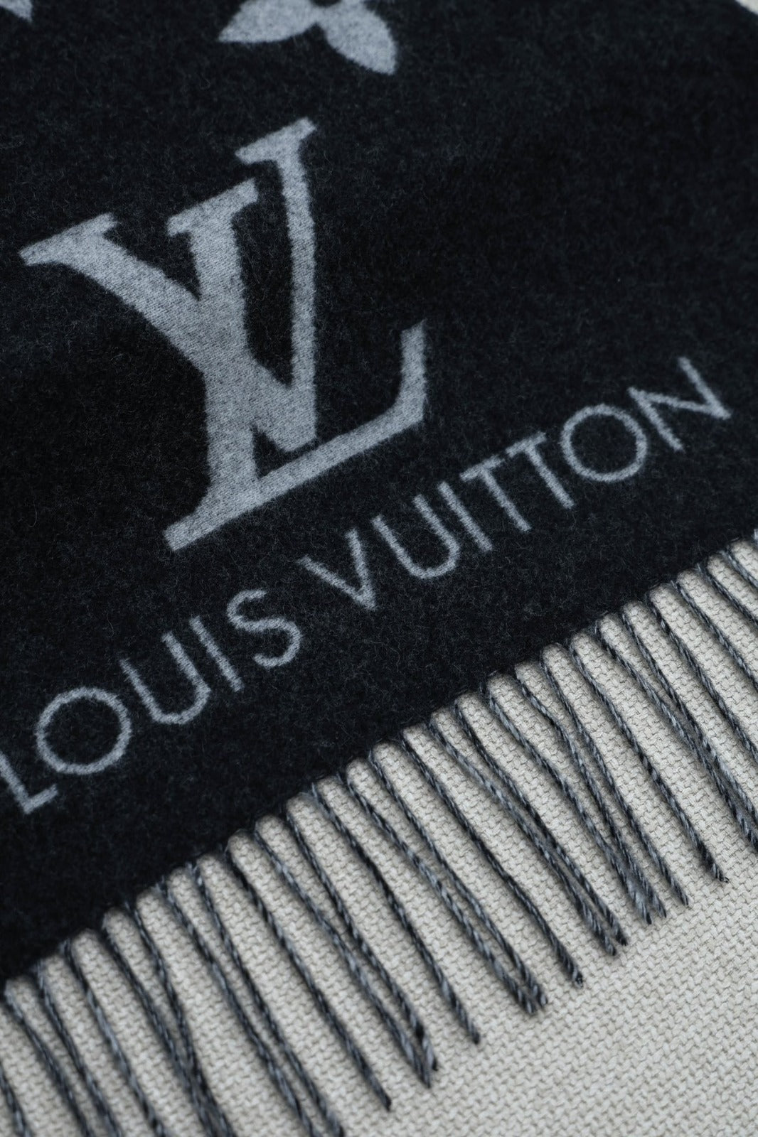 Louis Vuitton Monogram Wool Cashmere Scarf & Beanie Set – Noir Edition