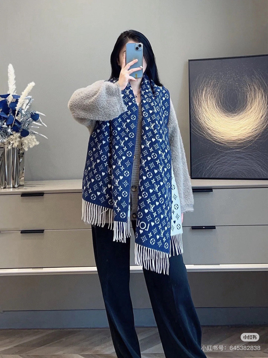 Louis Vuitton Monogram Heart Wool Scarf – Noir Classic Edition