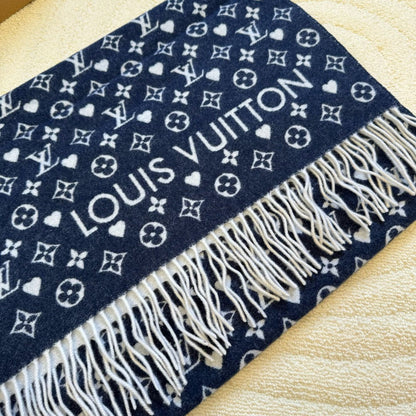 Louis Vuitton Monogram Heart Wool Scarf – Noir Classic Edition