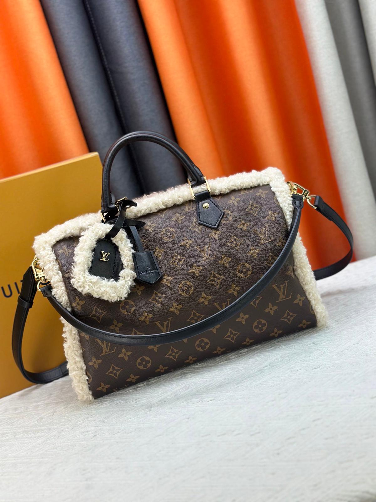 Luxury Speedy Soft Bag