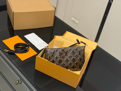 Luxury Pochette Accessories Bag