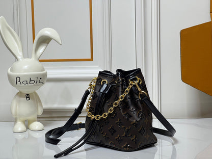 Luxury Noe BB Structured Bucket Bag