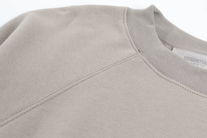 Urban Essential Crewneck — Elevated Comfort, Everyday Style