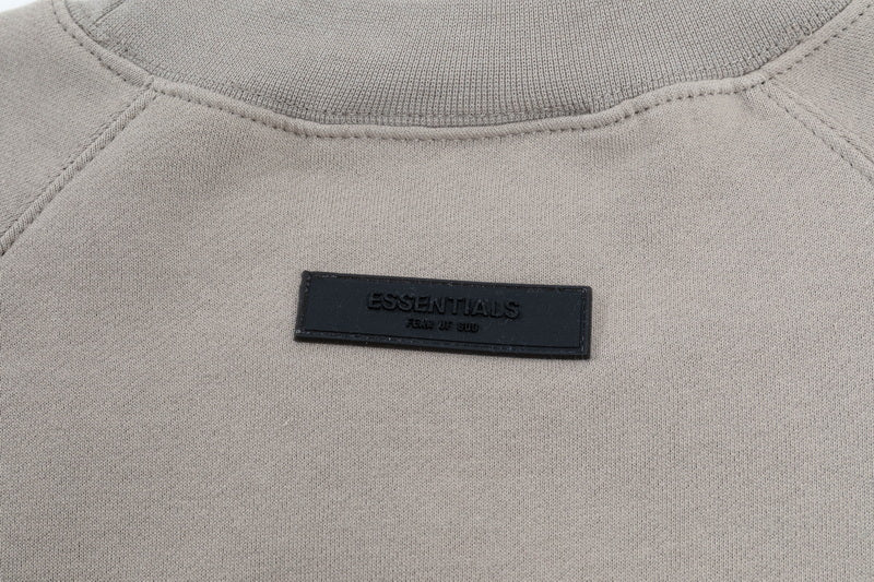 Urban Essential Crewneck — Elevated Comfort, Everyday Style