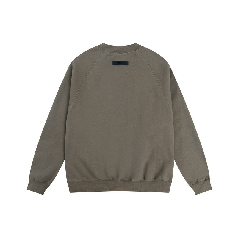 Urban Essential Crewneck — Elevated Comfort, Everyday Style