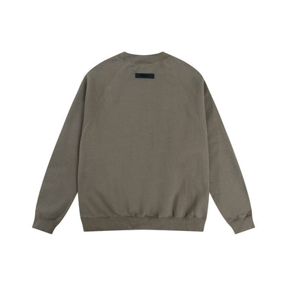 Urban Essential Crewneck — Elevated Comfort, Everyday Style