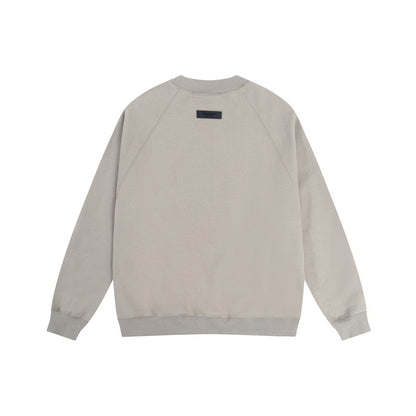 Urban Essential Crewneck — Elevated Comfort, Everyday Style