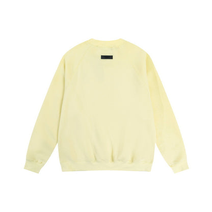 Urban Essential Crewneck — Elevated Comfort, Everyday Style