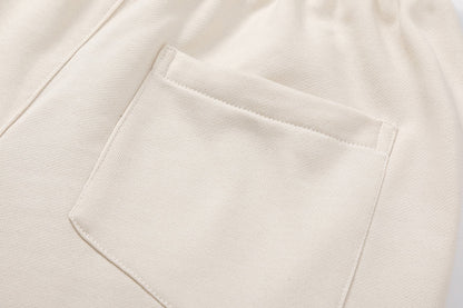 Urban Essential Shorts — Lightweight, Clean, Everyday Comfort