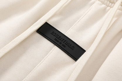 Urban Essential Shorts — Lightweight, Clean, Everyday Comfort