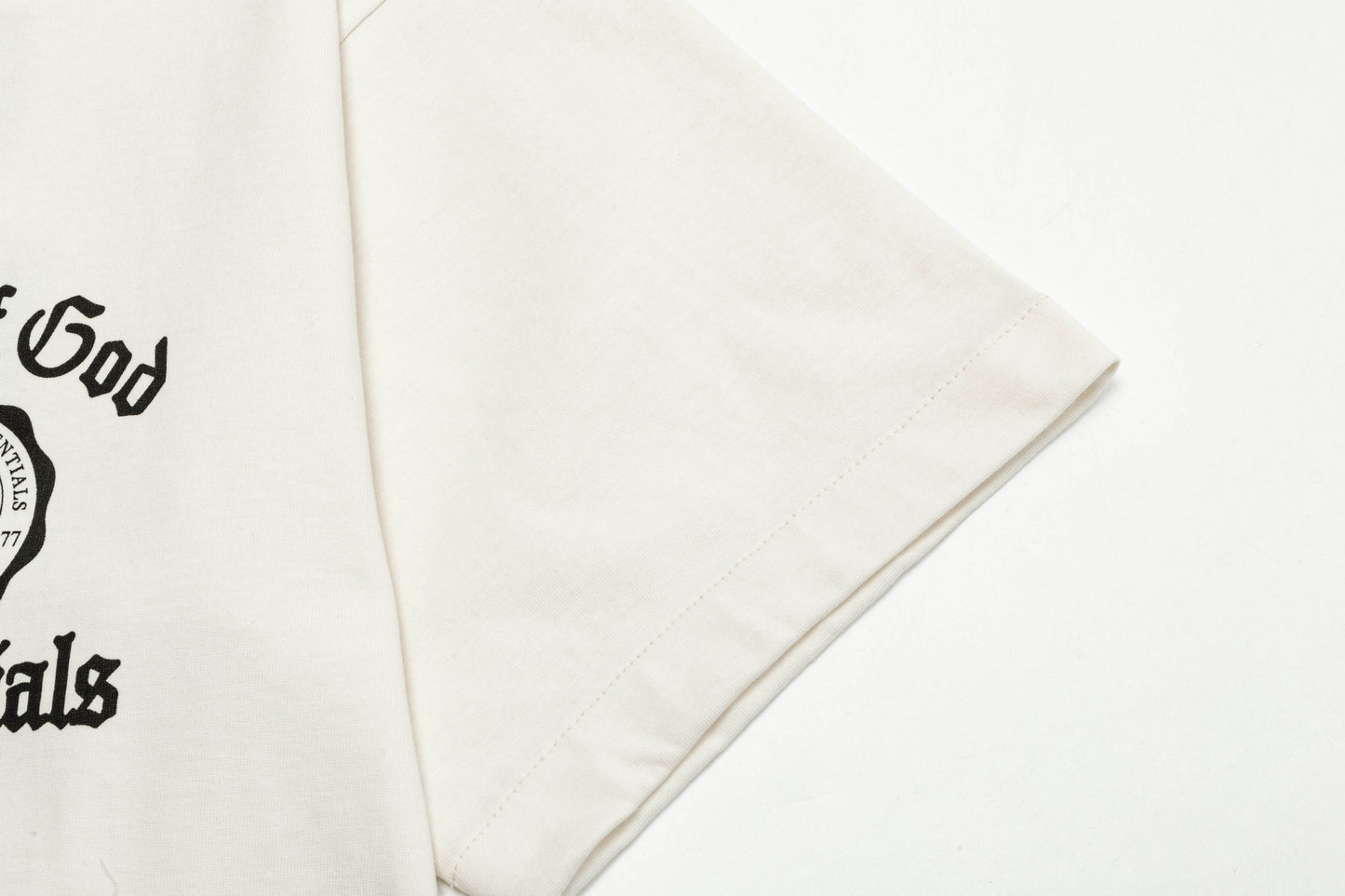 Urban Essential Statement Tee — Clean Front, Bold Back Energy