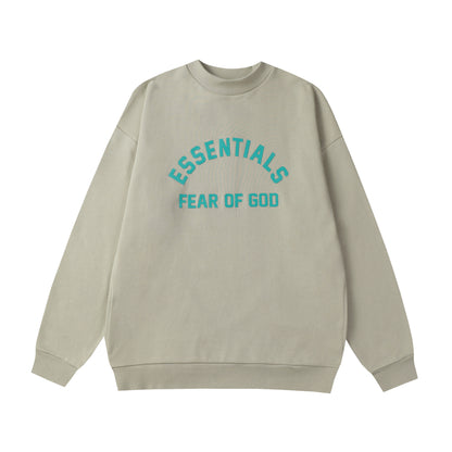 Urban Essential Crewneck — Minimal Design, Elevated Everyday Comfort