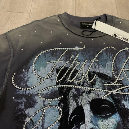 FIRST ROW Lost Utopia Unearth Cropped Tee