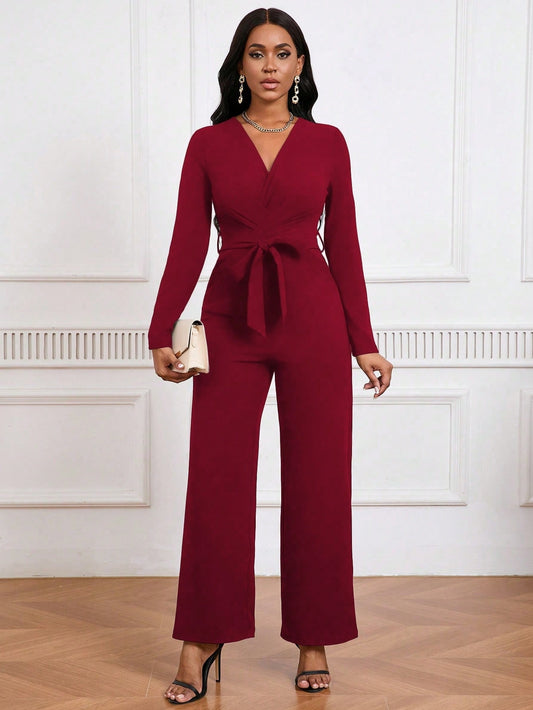 Simple And Stylish, Elegant Commuting Jumpsuit For Everyday Wear.