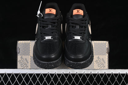 Premium Black Leather Low-Top Sneaker SD duck
