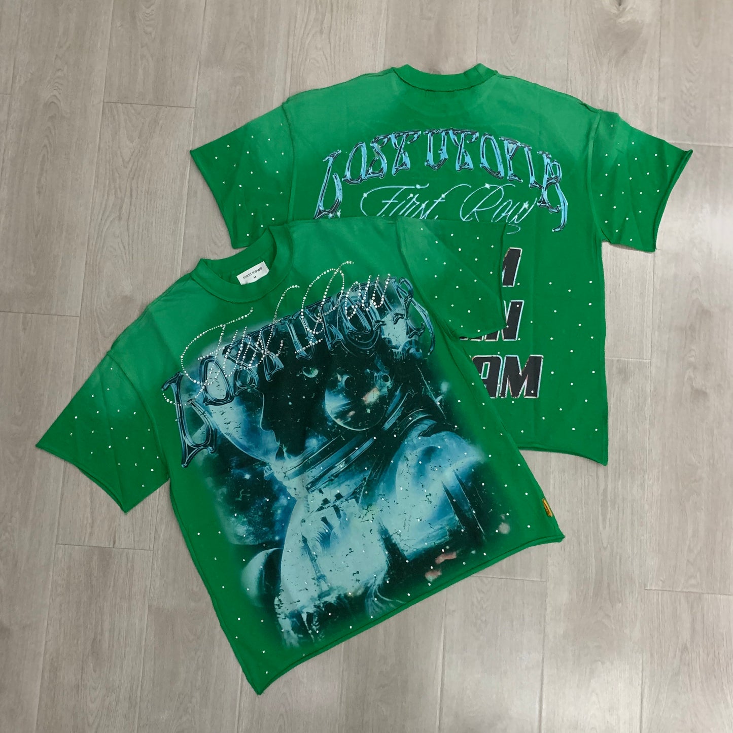 First row Utopia cropped tee
