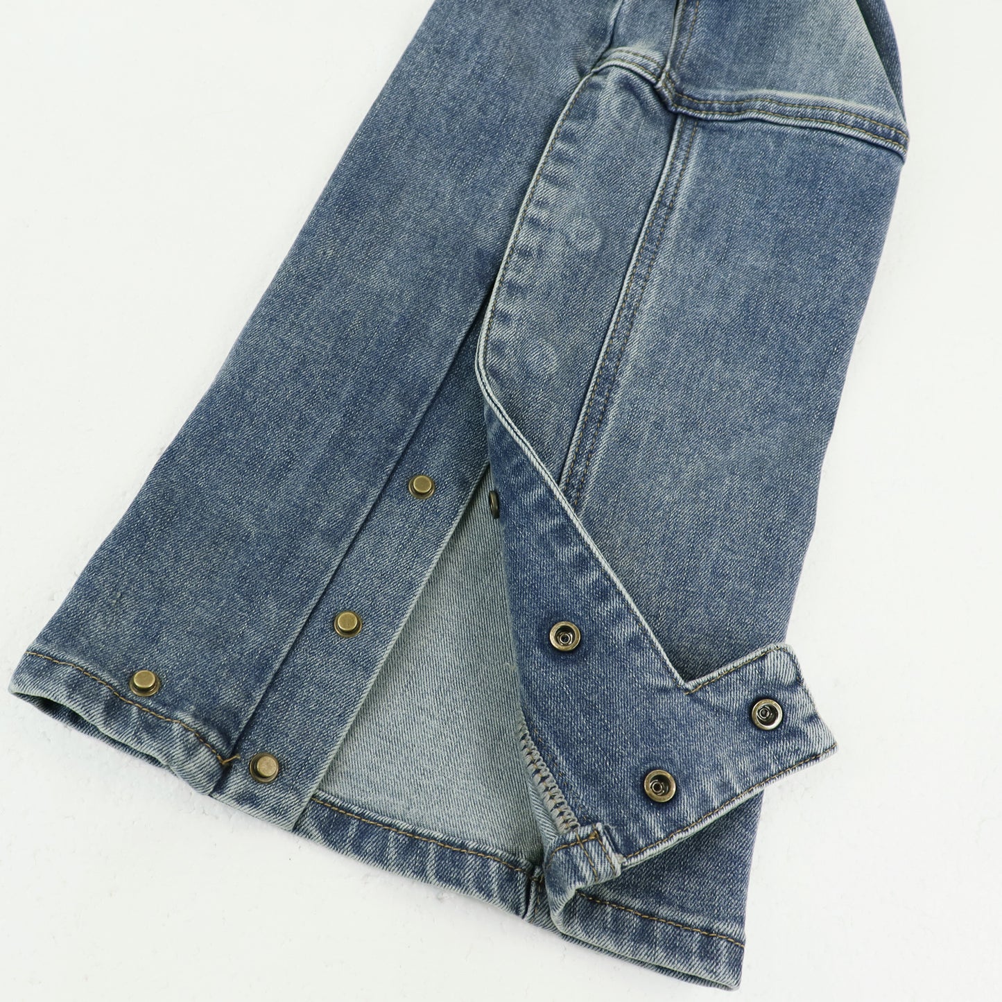 Panel-Detail Vintage Wash Straight-Leg Jeans
